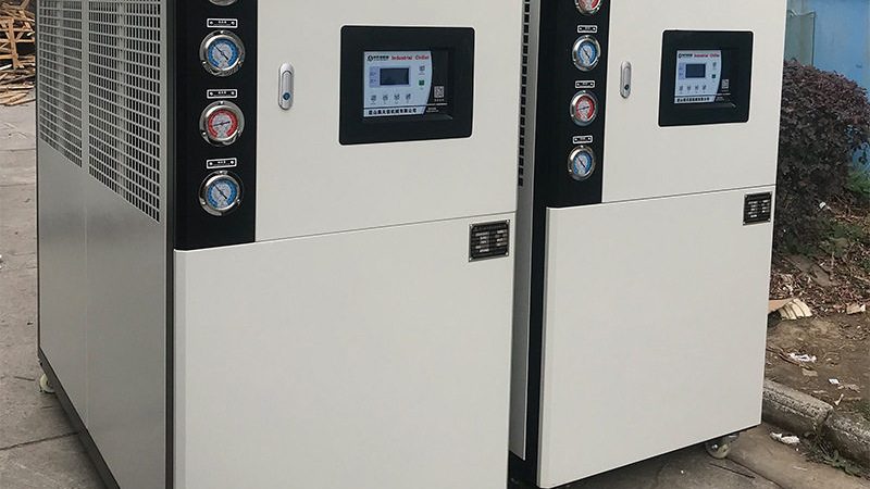 小型冷水机价格解析：揭秘影响成本的关键因素